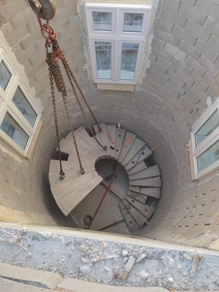 CHT ESCOT CHATEAU 101