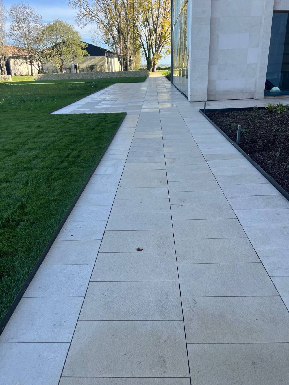 CHT LEOVILLE LAS CASES AMENAGEMENTS EXTERIEURS 7